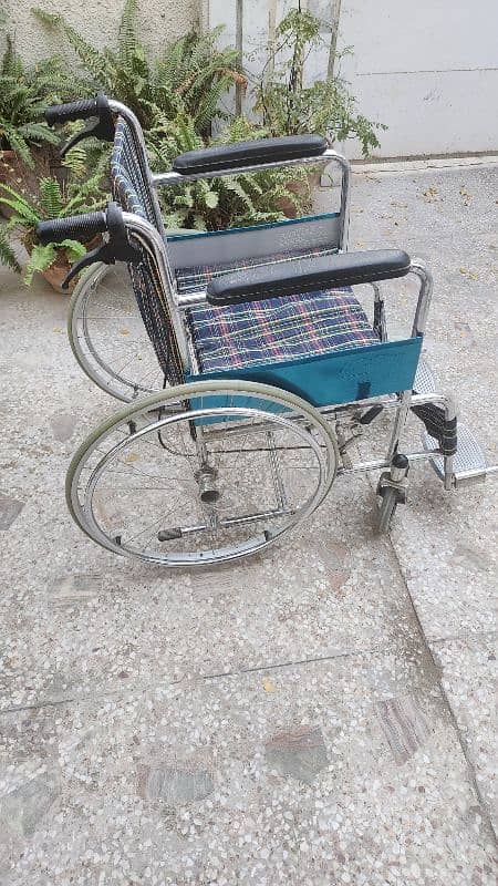 Foldable Wheelchair (Good Contition) 2