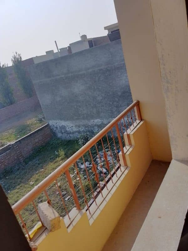 3 Marla shandar ghar 3 room 3 washroom registry inteqal k sath 13