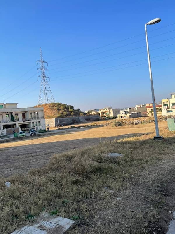 7 Marla Plot For Sale In Umer Block phase 8 3