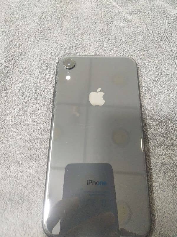 Apple iphone XR  storage 128gb PTA approved 10by9condition  all ok. 1