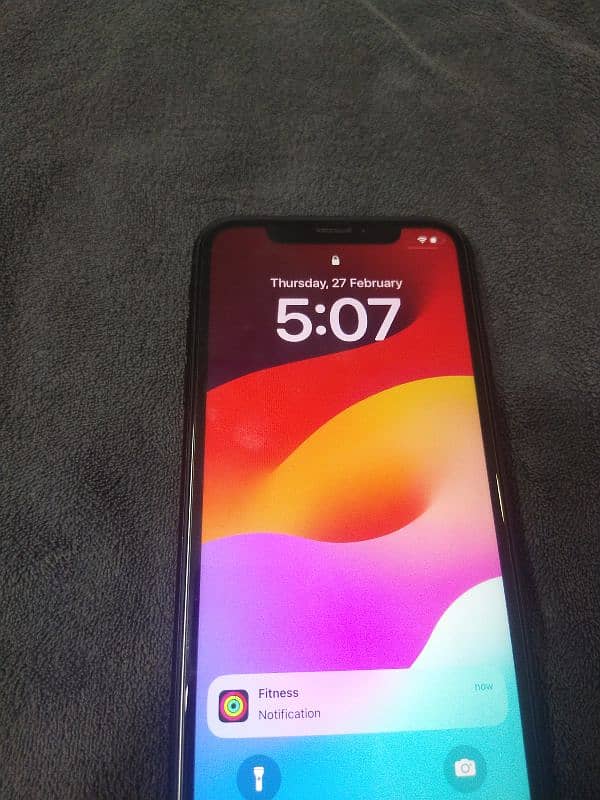 Apple iphone XR  storage 128gb PTA approved 10by9condition  all ok. 4