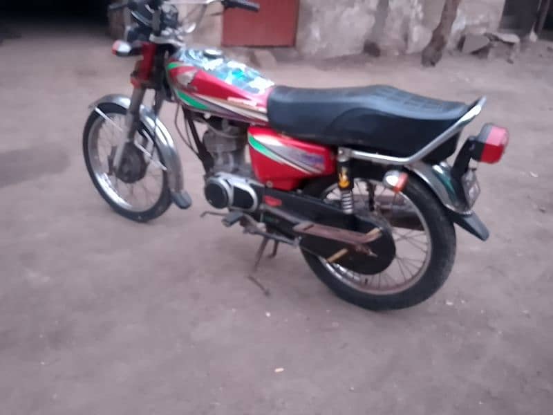 Honda CG 125 model 2013 03127915119 4