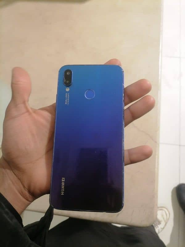 Huawei nova 3i 5