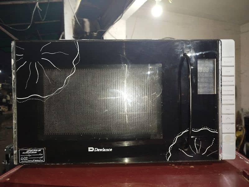 excellent condition 9/10 oven 2