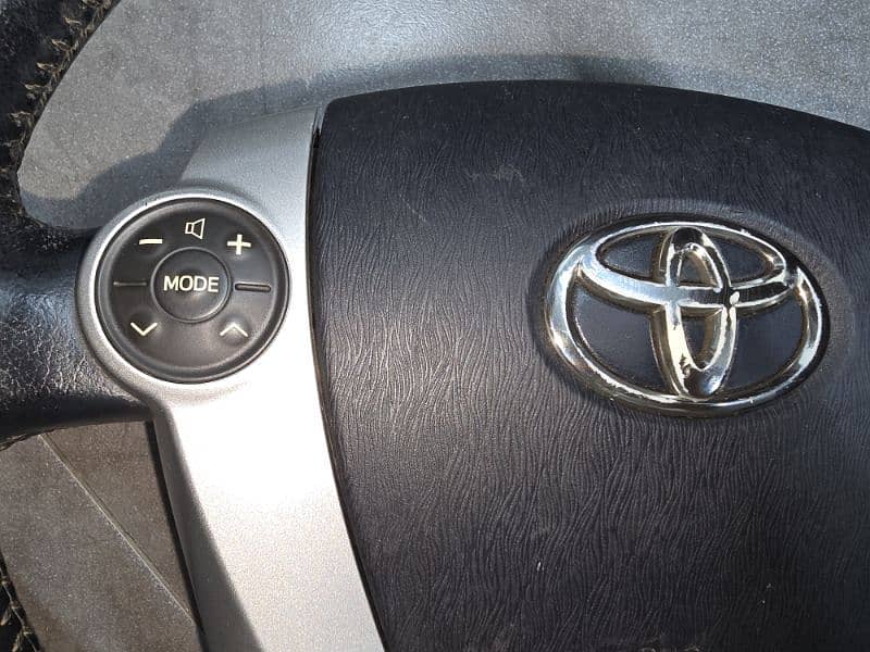 toyota aqua prius and prius alpha staring with multimedia and cruse 5