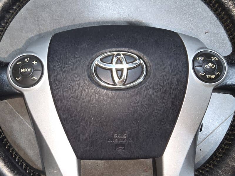 toyota aqua prius and prius alpha staring with multimedia and cruse 7