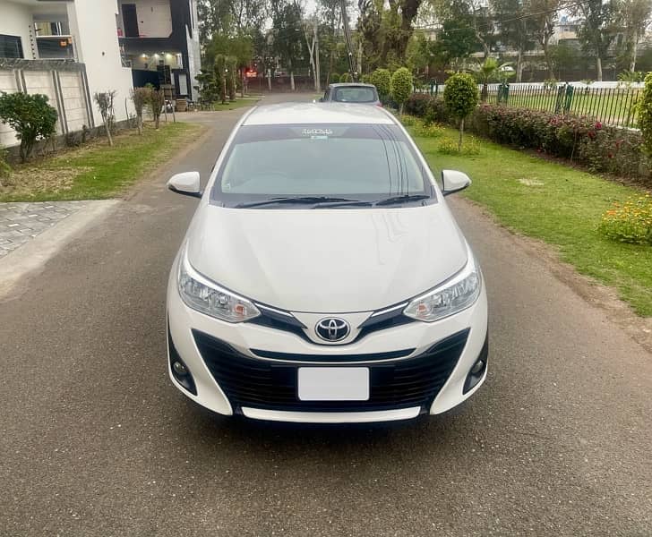 Toyota Yaris Ativ 2021 1