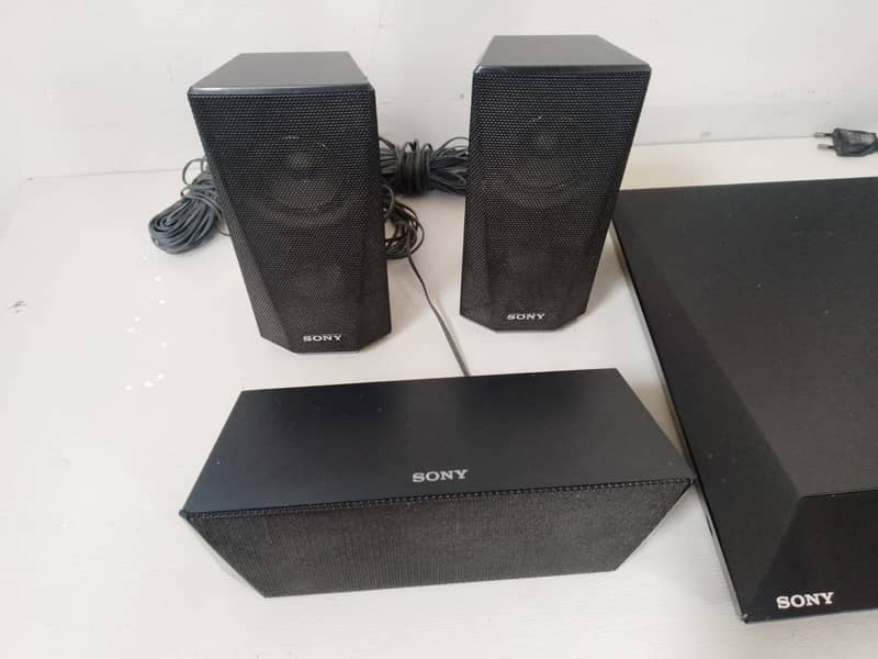 Samsung Home Theater Model no HBD-DZ650 7