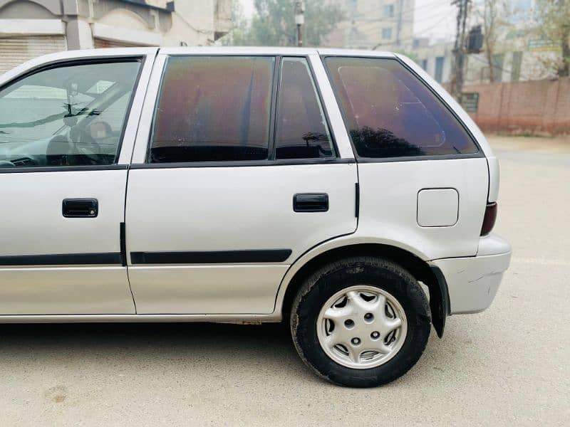 Suzuki Cultus 2004 5