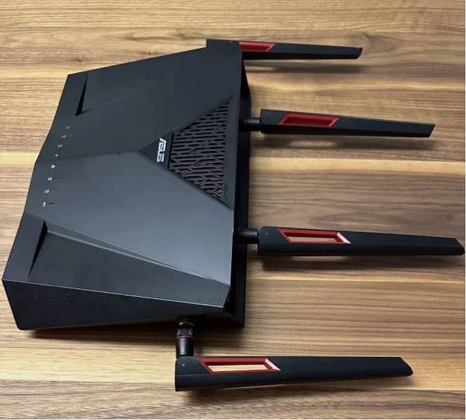 ASUS AC88u Gigabit gaming router Branded used like new 1