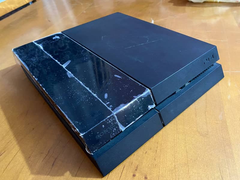 Ps 4 console 1