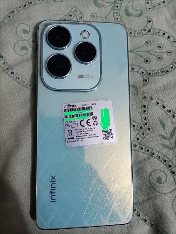 Infinix Hot 40 Pro complete box 2