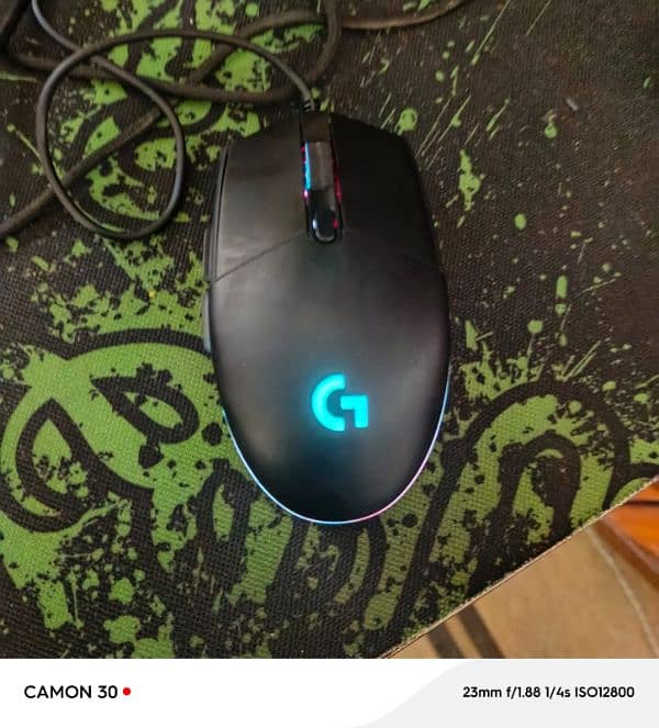 mouse  Logitech g 102 0