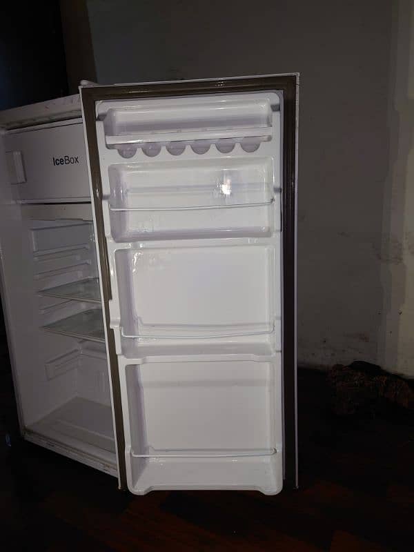 Dawlance 9106 SD R (WHITE) Single Door Refrigerator 2