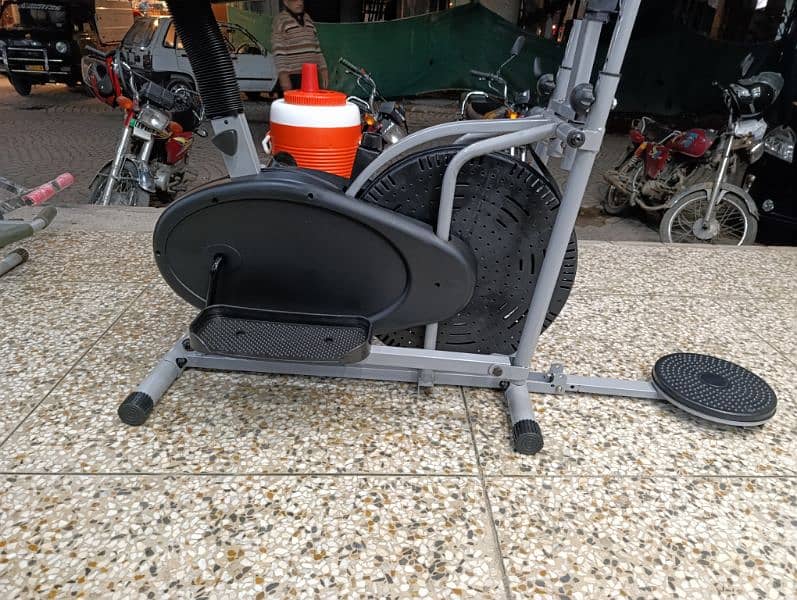 Elliptical Trainer With 4 handles Dumbbells and Twister new 120kg capa 2