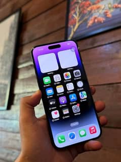 iPhone 14pro max 256 GB 03230916581 my what'sap number