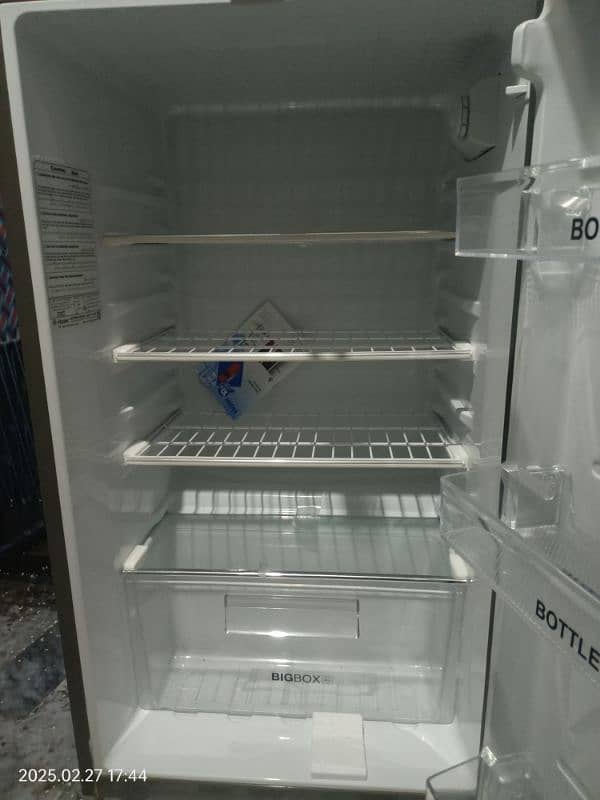 haier refrigerator model hrf-276 1