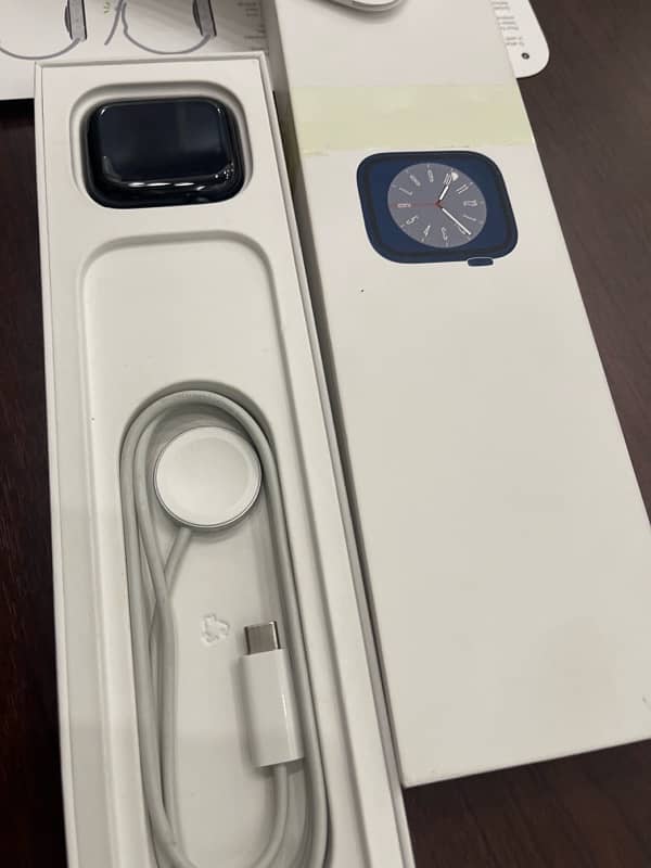 Apple watch Series 8 45mm Midnight Aluminium Case 4