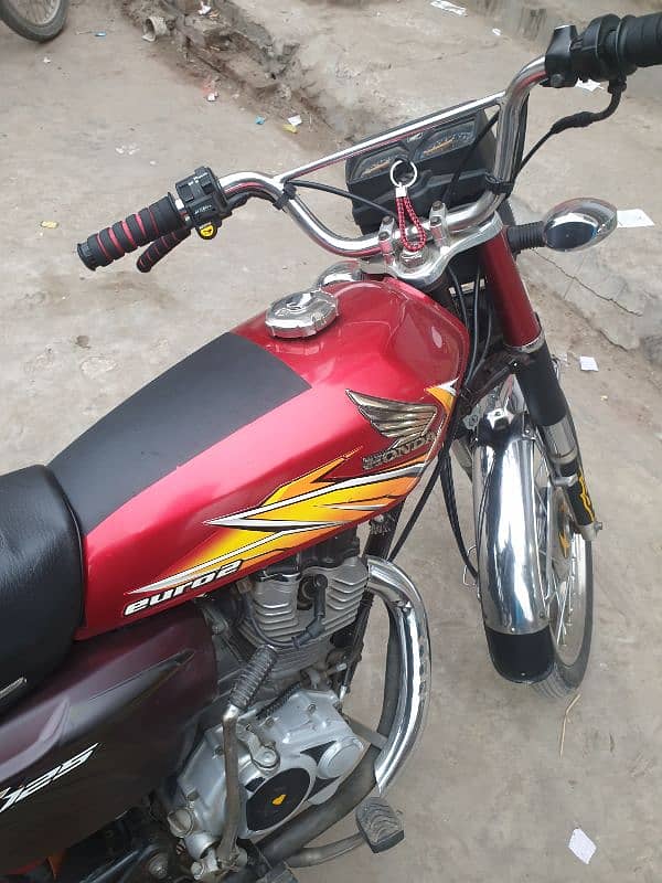 Honda cg 125 in excellent condition 8