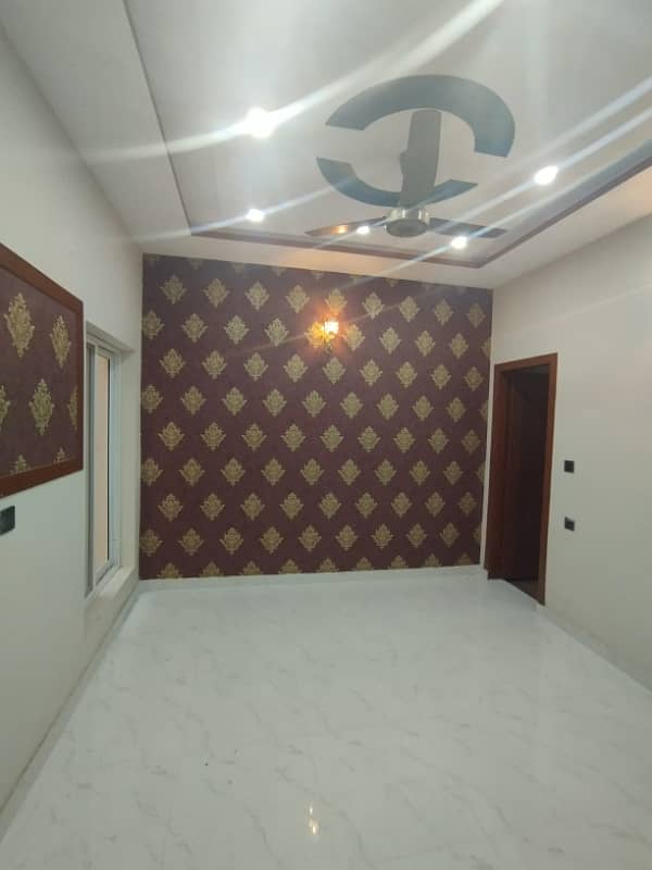 6 MARLA HOUSE FOR SALE IN MILITARY ACCOUNTS MAIN COLLEGE ROAD LHR 25