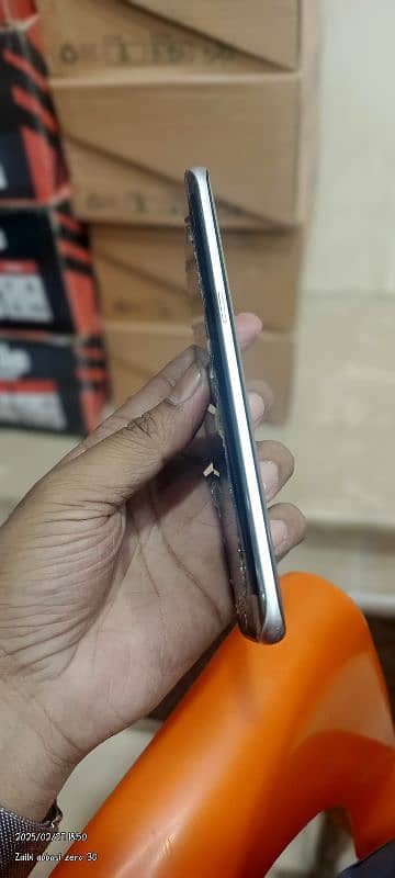 samsung s6 edge. . . bilkul ok set he. . . bs panel kharab he. . 3