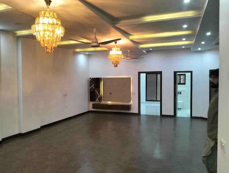 10 Marla House For Sale In Paragon City Lahore 26