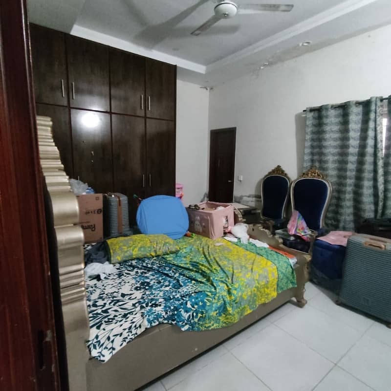 5 Marla Lower Portion For Rent In Eden Boulevard Main College Road Lhr 3