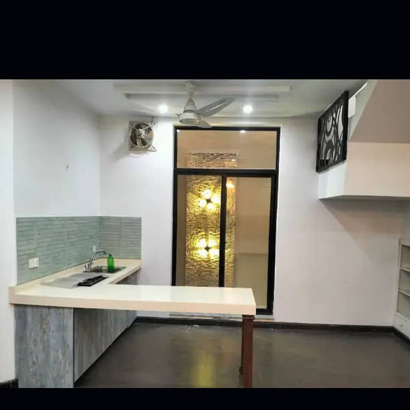 10 Marla House For Sale In Paragon City Lahore 10