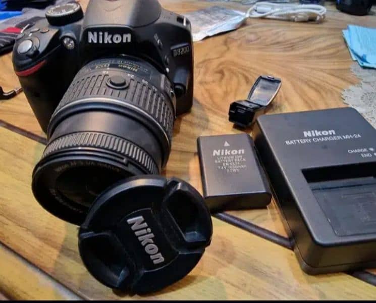 Nikon d 3200 camera 0