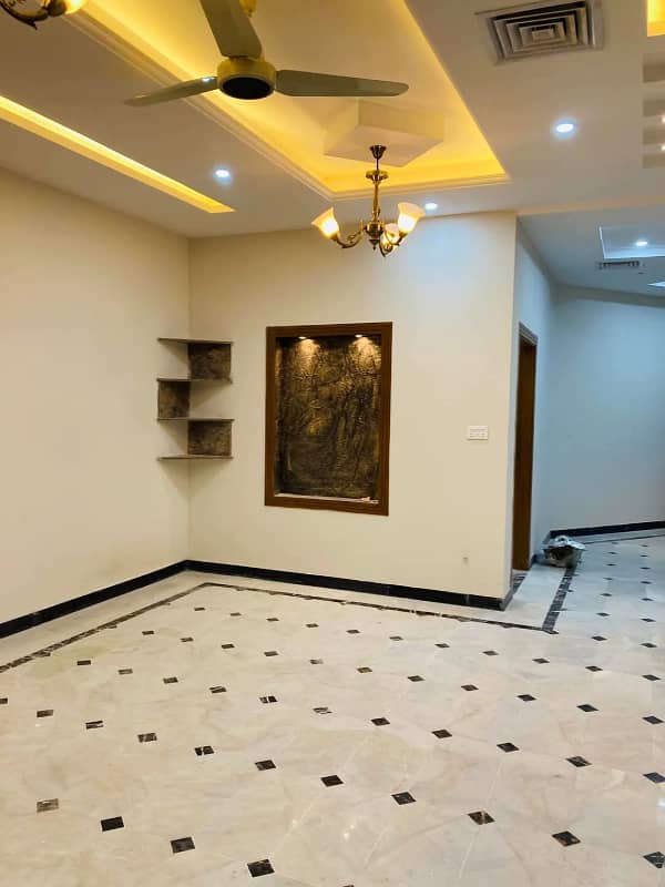 20 Marla Upper Portion For Rent In Wapda Town 0