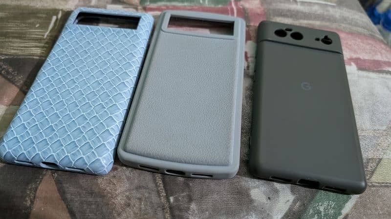 Pixel 6 covers 3