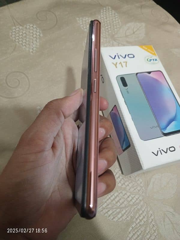 Vivo Y17 8/256 in G6 5