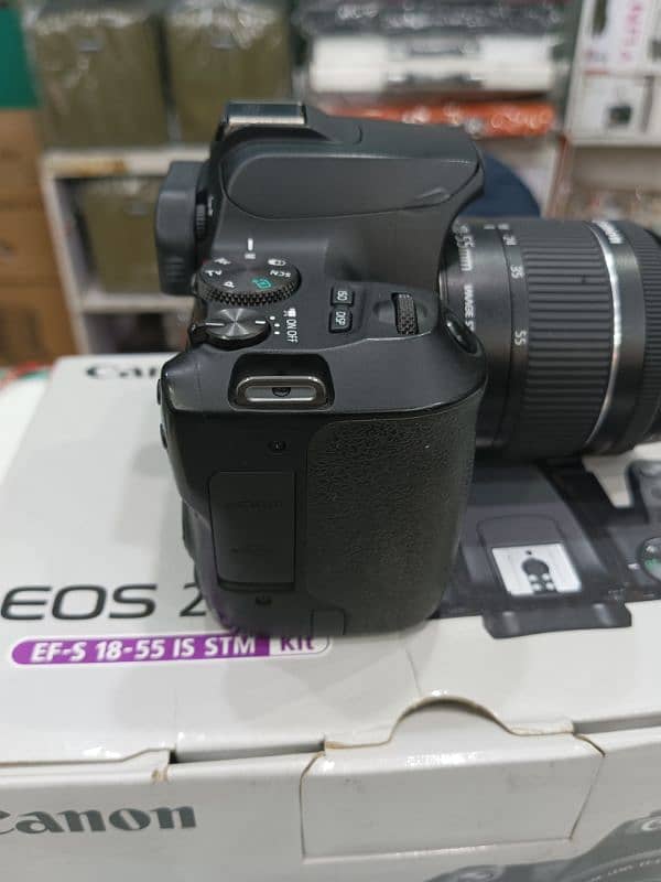 Canon EOS 200D Mark II DSLR Camera with EF-S 18-55mm IS STM Lens 3