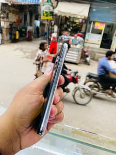 IPHONE X NON PTA FACTORY UNLOCKED