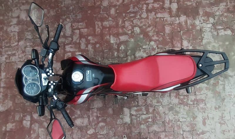 honda cb150f bike 4