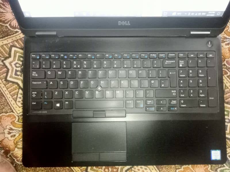 latitude E5570 1