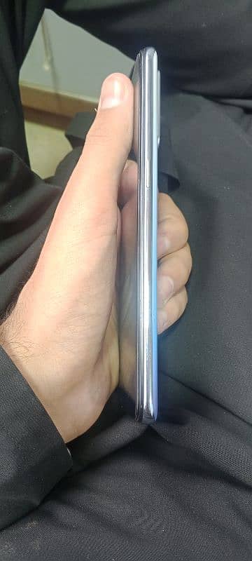 OPPO F 15 8/128 5