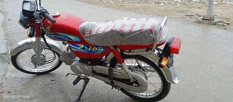 2024 Honda for sale 10/10 condition  only serious people can contact 1