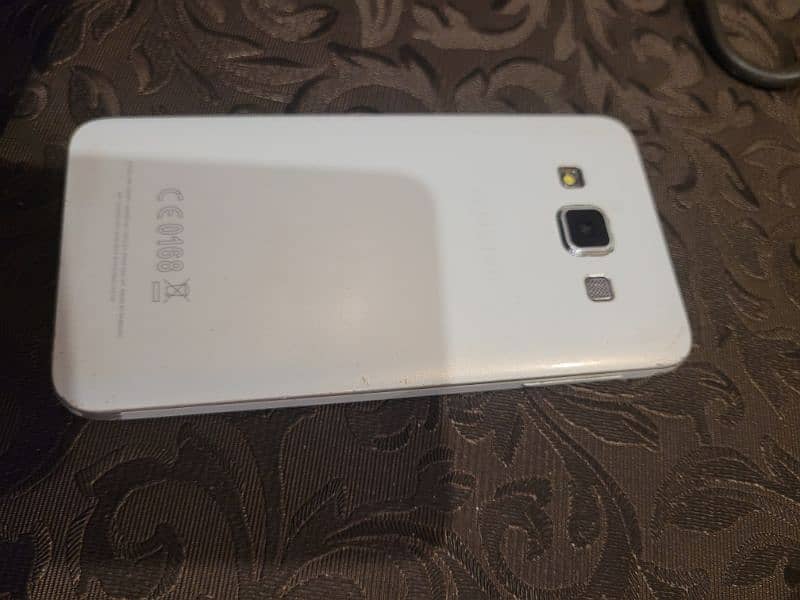 samsung A3 2015 2GB 16GB pta approved 2