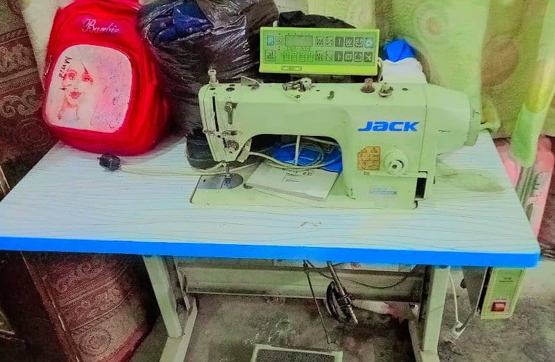 A Jack Head Computerized Kit Sewing Machine For Sale At Cheap Price 0