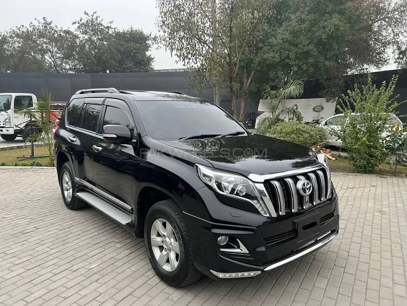 Toyota Prado TXL total genuine paint full option 360 camera 2013 model 0