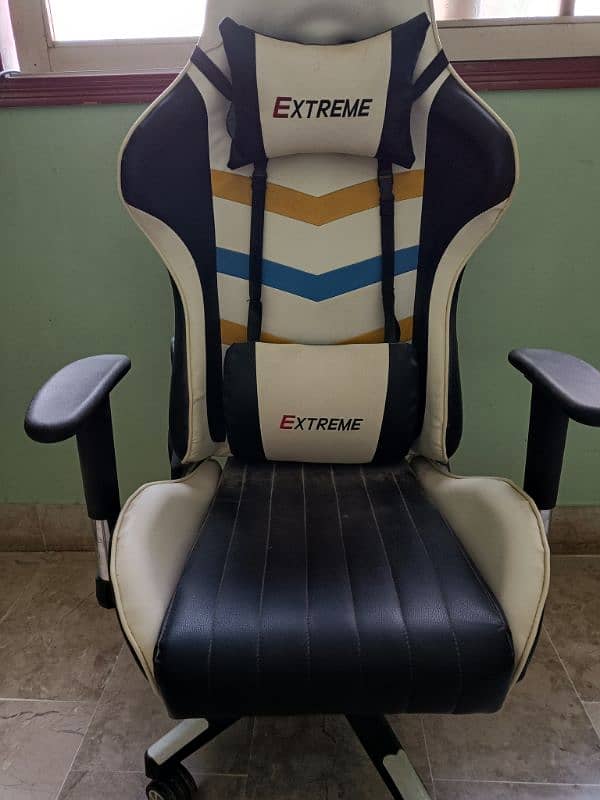 Extreme Gaming Chair 0