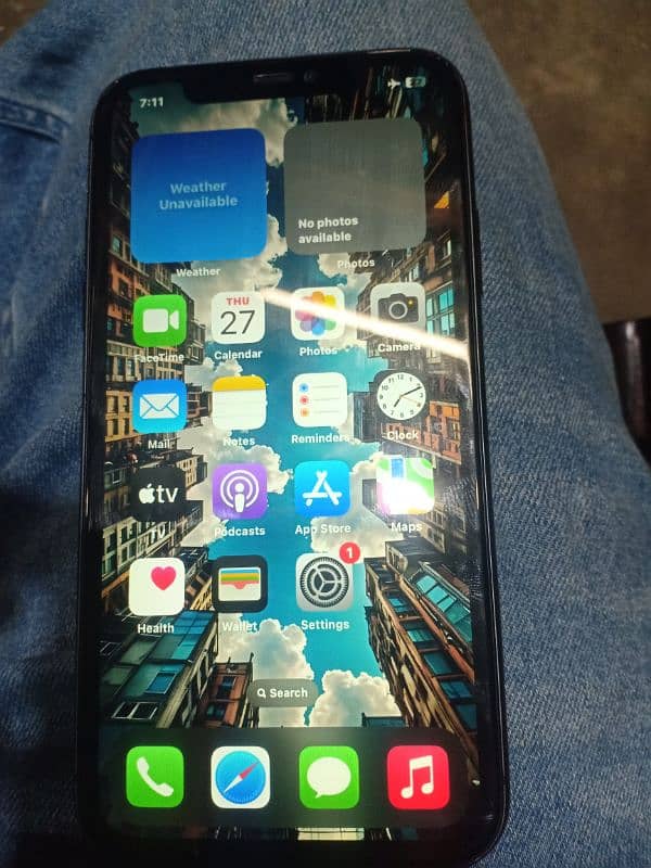 iPhone 11 urgent for sale 5