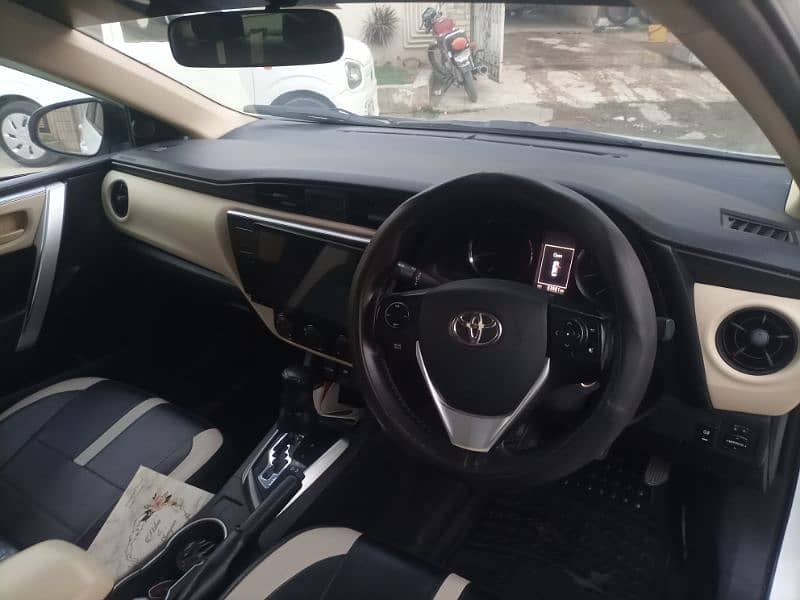 Toyota Corolla Altis 2019 6