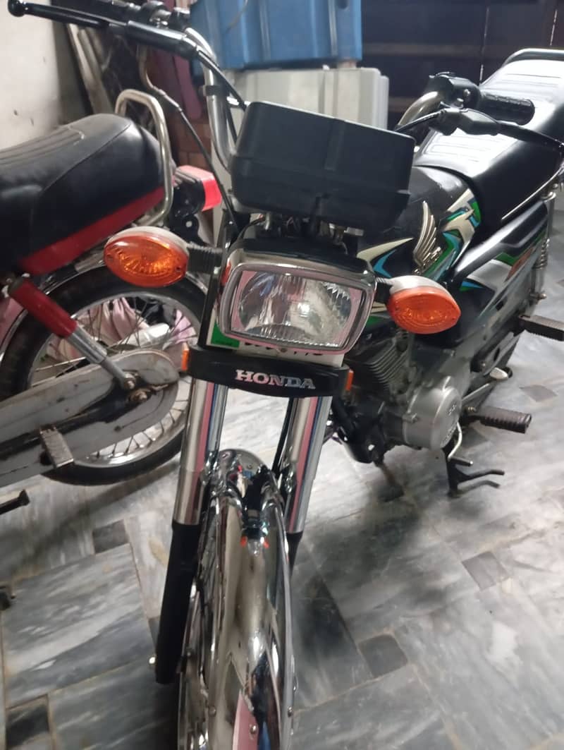 Honda CG 125 2019 6