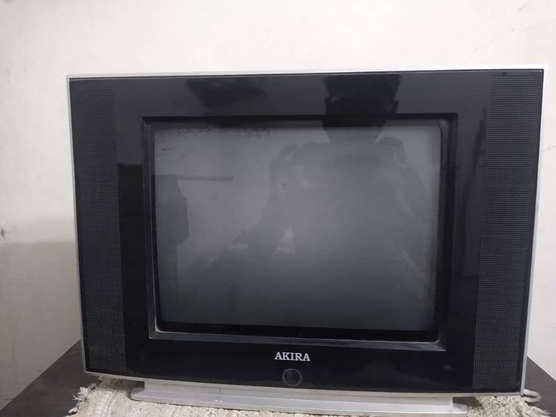 10 by 10 condition tv ok  cable 4