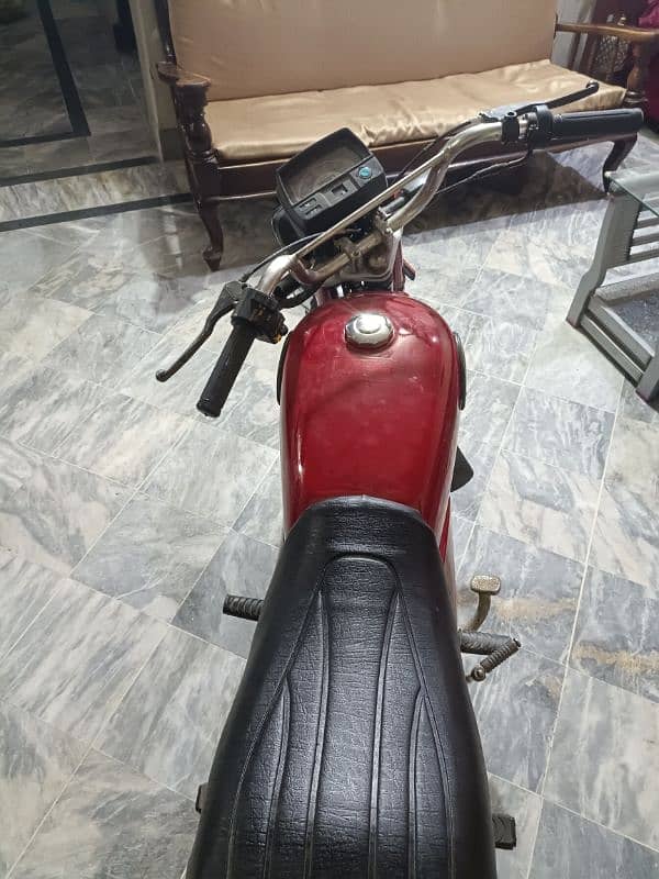 Crown Bike 2018 model for sale Good Condition. 7