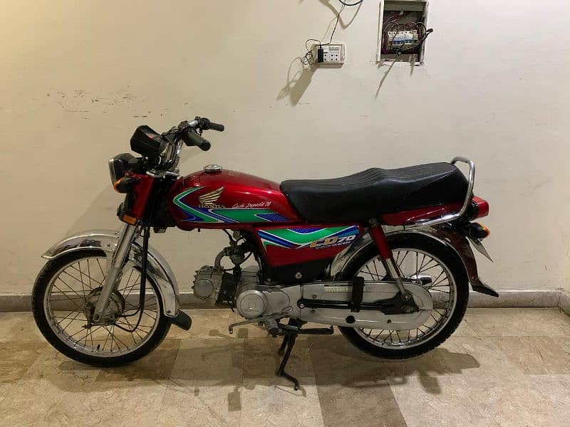 Honda CD 70 motorcycle 2017 model urgent sale Pakistan =03253816587= 1