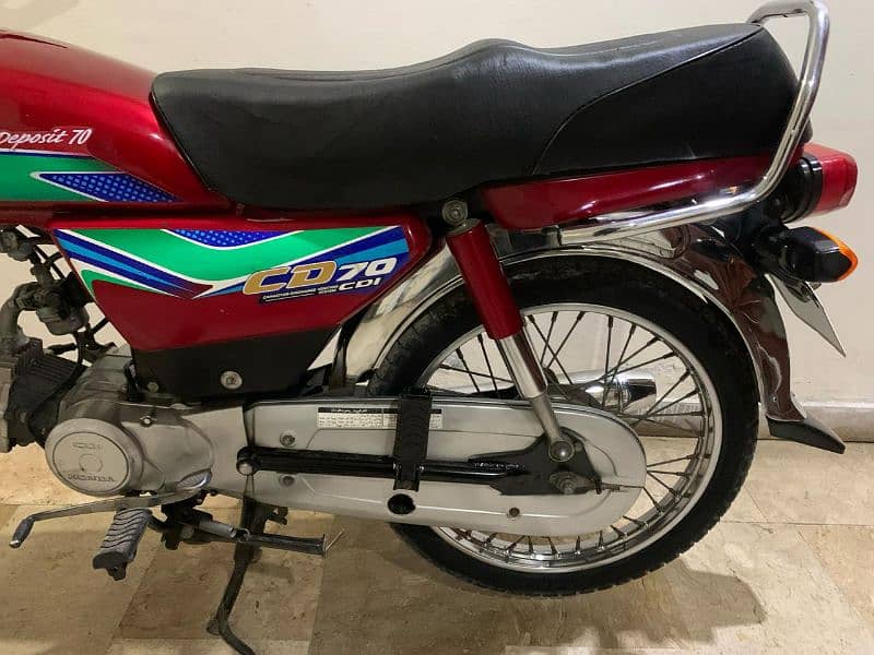 Honda CD 70 motorcycle 2017 model urgent sale Pakistan =03253816587= 4