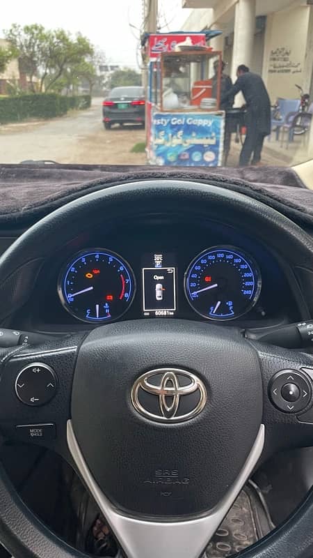 Toyota Corolla Altis 2019 8